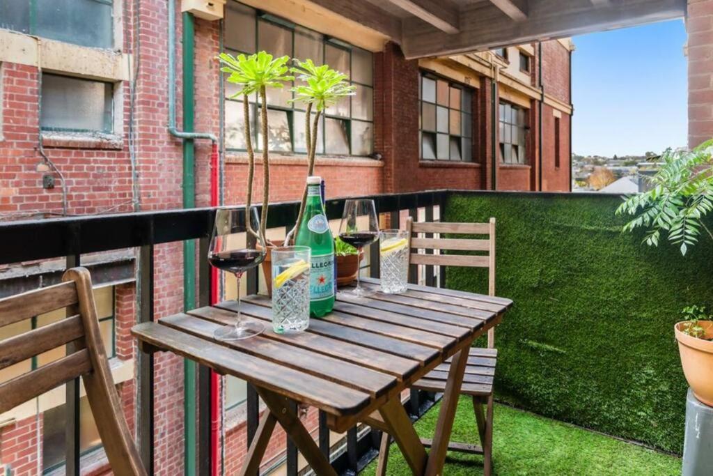 Cool Richmond Warehouse Townhouse 3Br 2Bth Leilighet Melbourne Eksteriør bilde